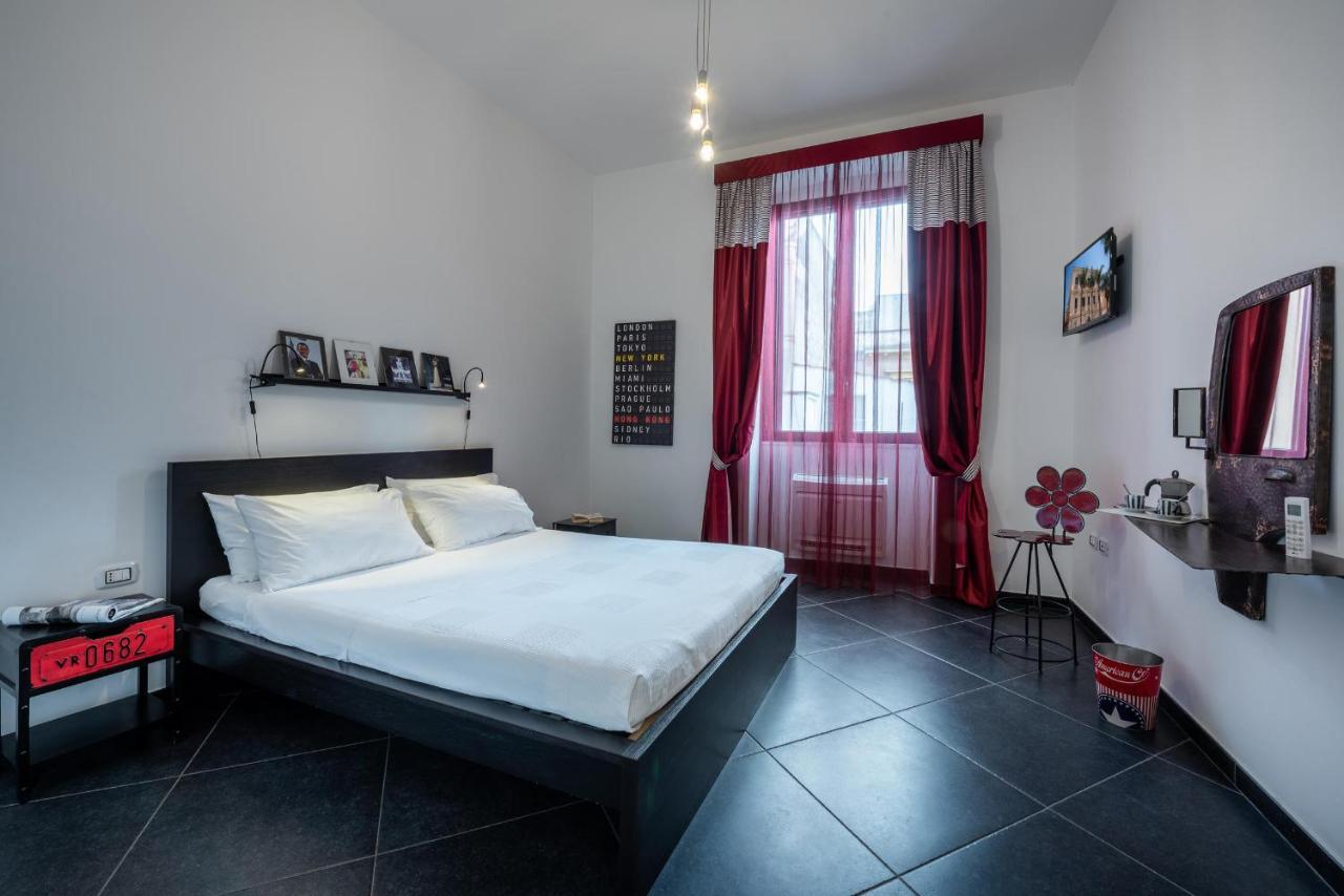 Maria Vittoria Charming Rooms And Apartments Bríndisi Exterior foto